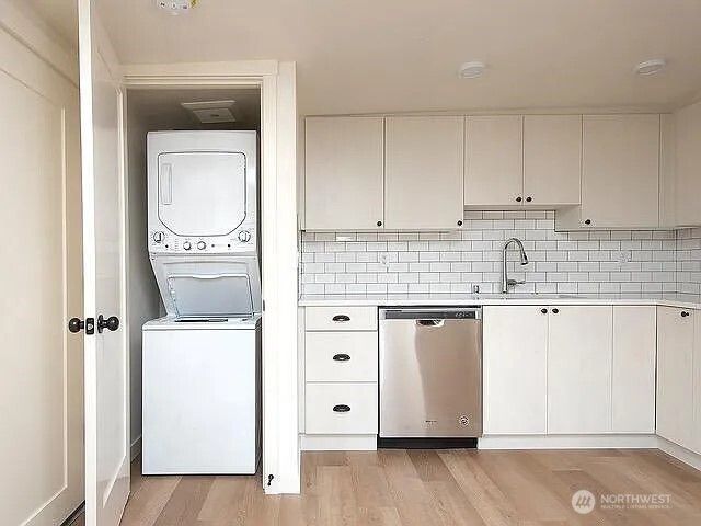 706 N 78th Street, Seattle, WA 98103