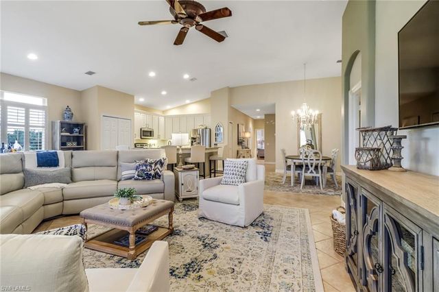 12037 Brassie CIR D202, Fort Myers, FL 33913