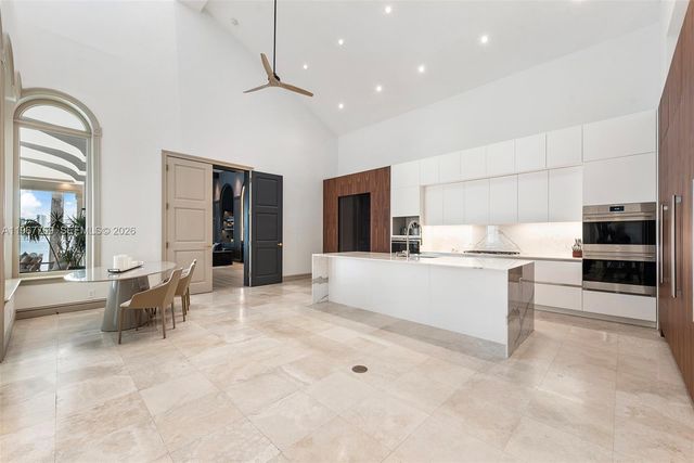 432 S Hibiscus Drive, Miami Beach, FL 33139