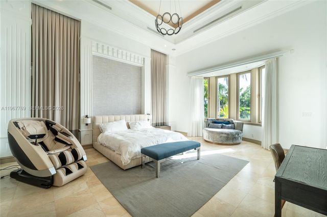 432 S Hibiscus Drive, Miami Beach, FL 33139