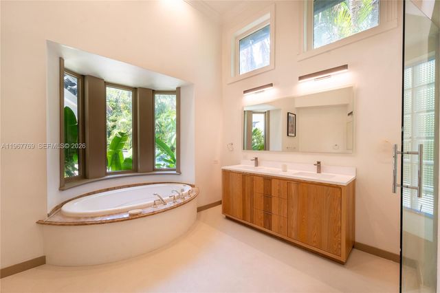 432 S Hibiscus Drive, Miami Beach, FL 33139