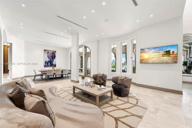 432 S Hibiscus Drive, Miami Beach, FL 33139