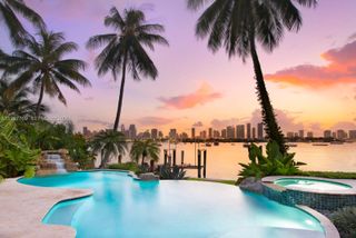 432 S Hibiscus Drive, Miami Beach, FL 33139