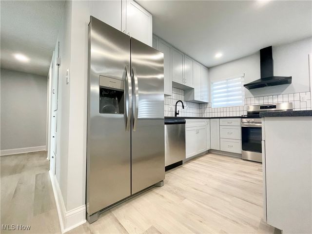 591 Hemlock Drive, Euclid, OH 44132