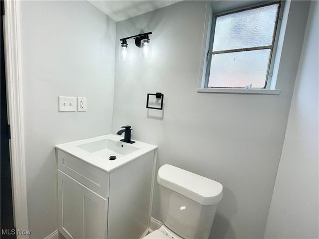 591 Hemlock Drive, Euclid, OH 44132