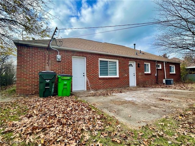 591 Hemlock Drive, Euclid, OH 44132