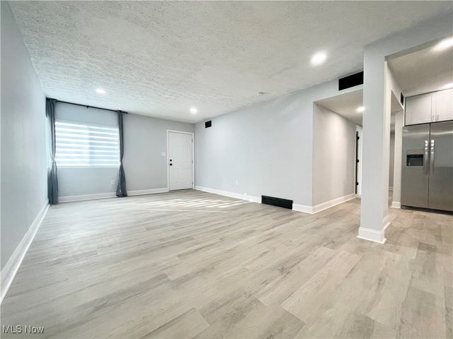 591 Hemlock Drive, Euclid, OH 44132