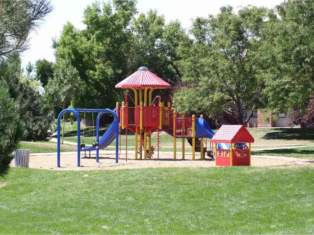 37 Evergreen St, Broomfield, CO 80020
