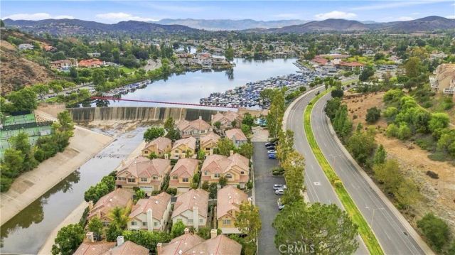 32202 Shoreview 17, Westlake Village, CA 91361