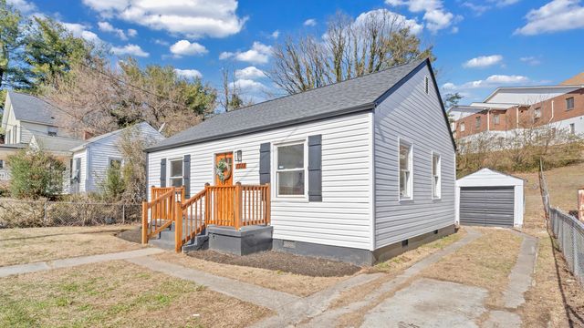 1511 Hanover AVE, Roanoke, VA 24017