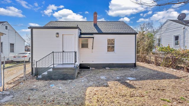 1511 Hanover AVE, Roanoke, VA 24017