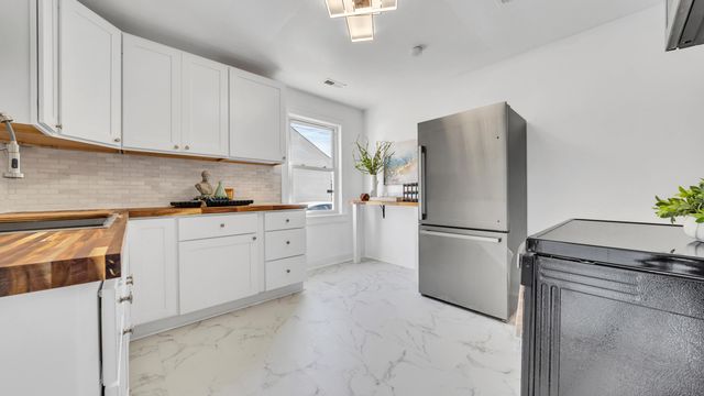 1511 Hanover AVE, Roanoke, VA 24017