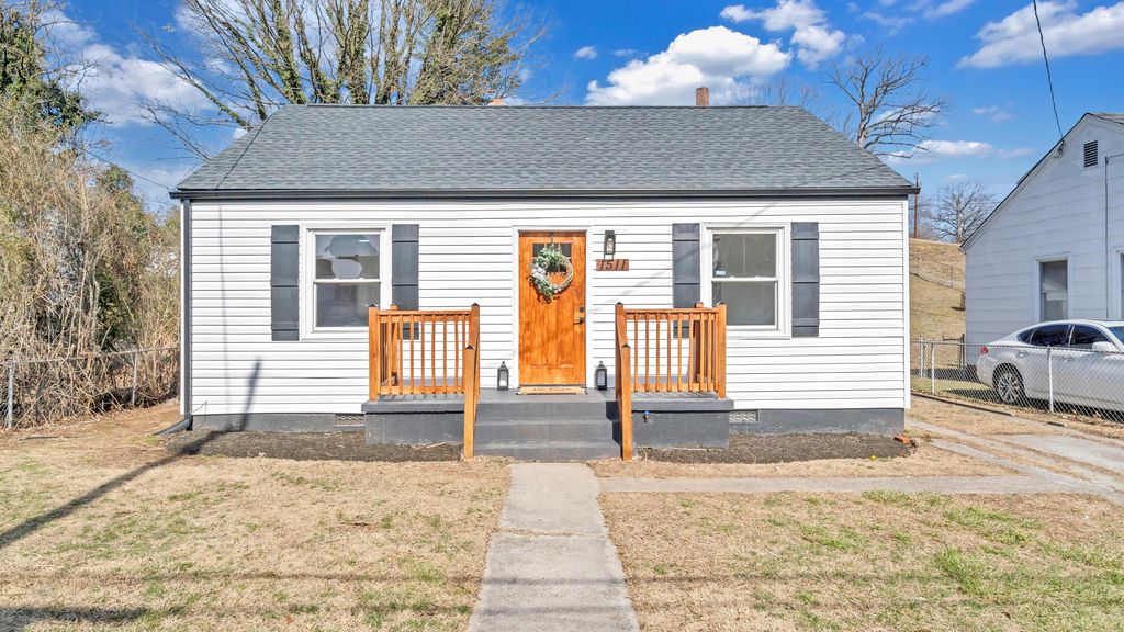 1511 Hanover AVE, Roanoke, VA 24017