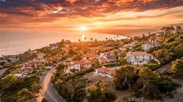1400 Via Montemar, Palos Verdes Estates, CA 90274