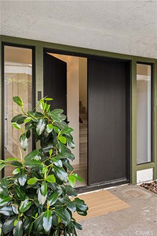 2231 Pacific A1, Costa Mesa, CA 92627