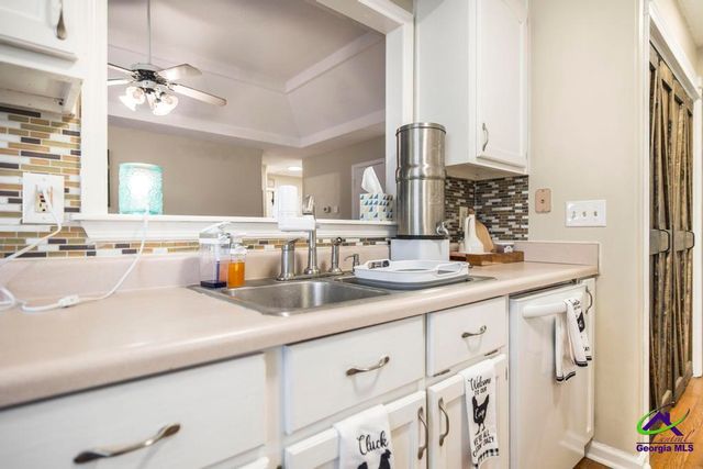 126 Country walk, Warner Robins, GA 31088