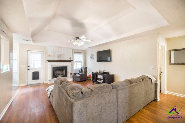 126 Country walk, Warner Robins, GA 31088