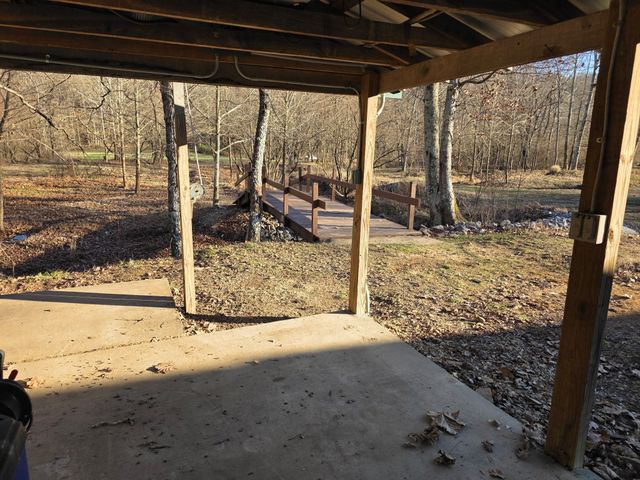 230 Lowery Cemetery Rd, Cumberland City, TN 37050