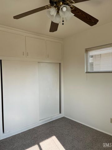 2113 Rose Marie Drive, Bakersfield, CA 93304