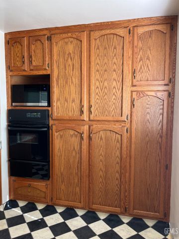 2113 Rose Marie Drive, Bakersfield, CA 93304