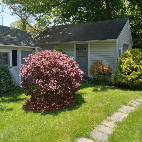 154 Cedar Road E, Mastic Beach, NY 11951