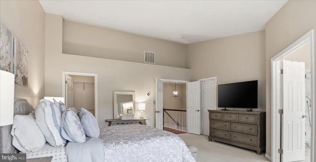 25524 CROSSFIELD DR, Chantilly, VA 20152