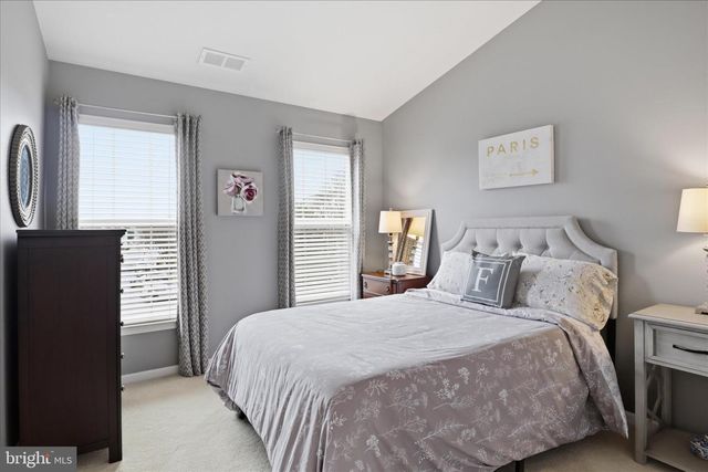 25524 CROSSFIELD DR, Chantilly, VA 20152