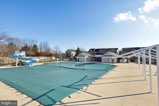 25524 CROSSFIELD DR, Chantilly, VA 20152