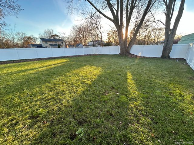 7 Heather Court, Centereach, NY 11720