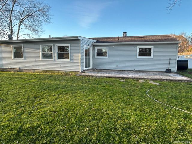 7 Heather Court, Centereach, NY 11720