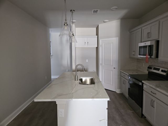 409 W Stonehaus XING, Antioch, TN 37013