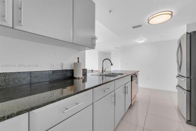 1861 S River Drive 1207, Miami, FL 33125