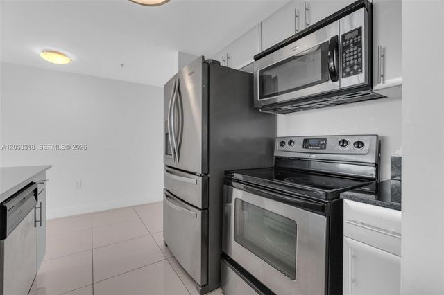 1861 S River Drive 1207, Miami, FL 33125