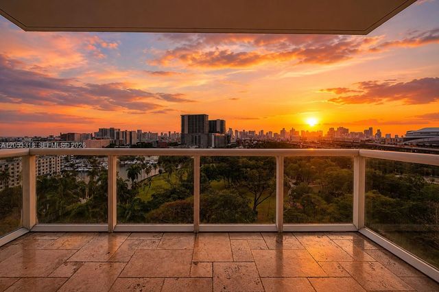 1861 S River Drive 1207, Miami, FL 33125