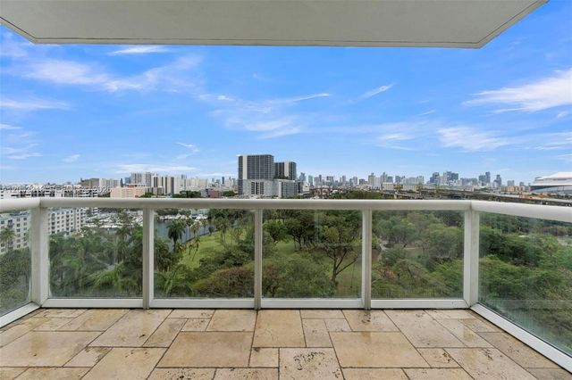 1861 S River Drive 1207, Miami, FL 33125