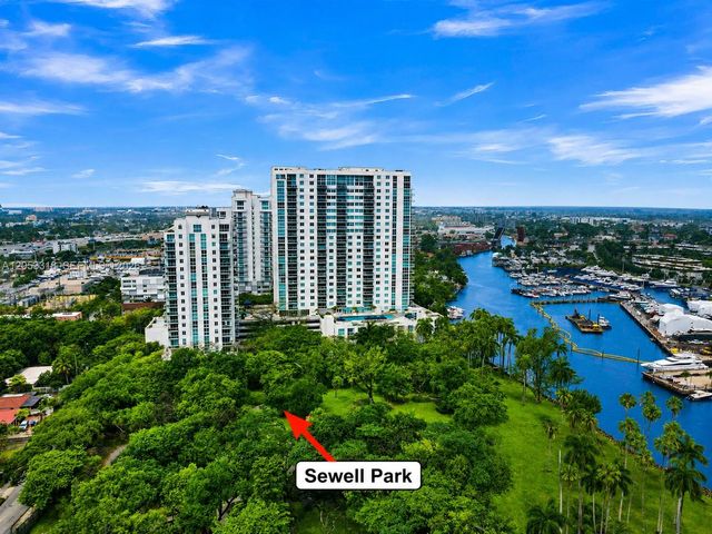1861 S River Drive 1207, Miami, FL 33125
