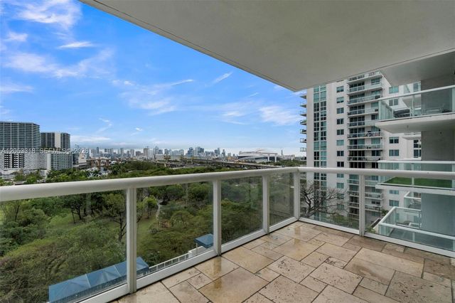 1861 S River Drive 1207, Miami, FL 33125