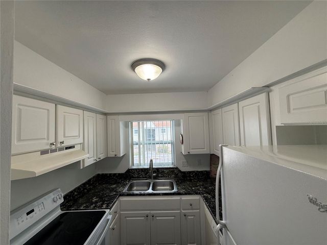 7210 N MANHATTAN AVENUE 1624, Tampa, FL 33614