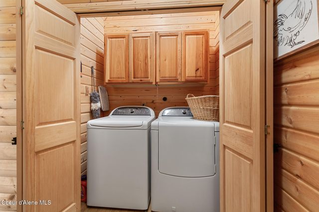 25431 N Lantern Hill Rd, Rathdrum, ID 83858