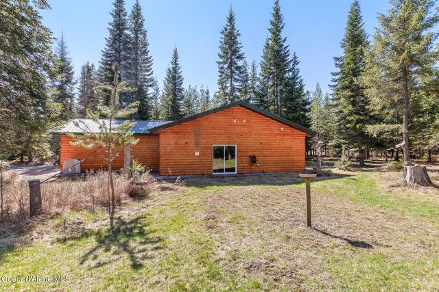 25431 N Lantern Hill Rd, Rathdrum, ID 83858
