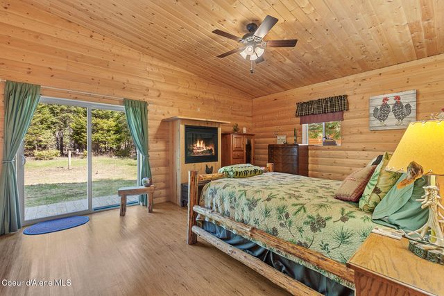 25431 N Lantern Hill Rd, Rathdrum, ID 83858