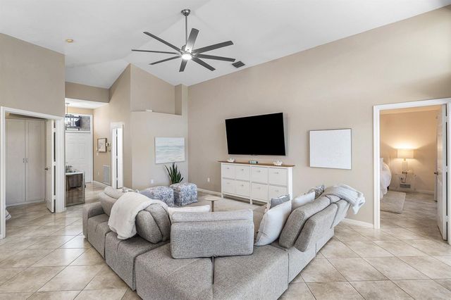 7635 Doubleton Drive, Delray Beach, FL 33446