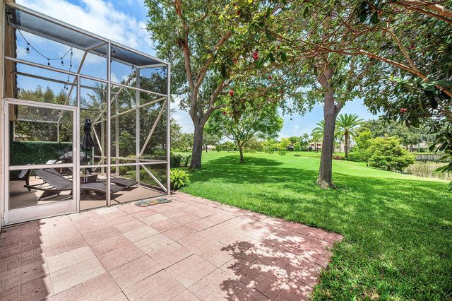 7635 Doubleton Drive, Delray Beach, FL 33446