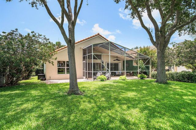 7635 Doubleton Drive, Delray Beach, FL 33446