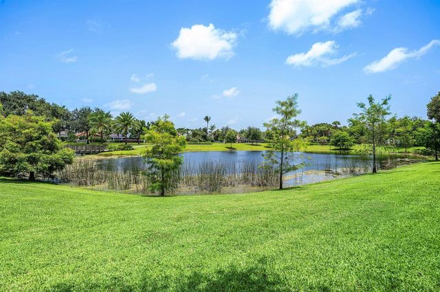 7635 Doubleton Drive, Delray Beach, FL 33446