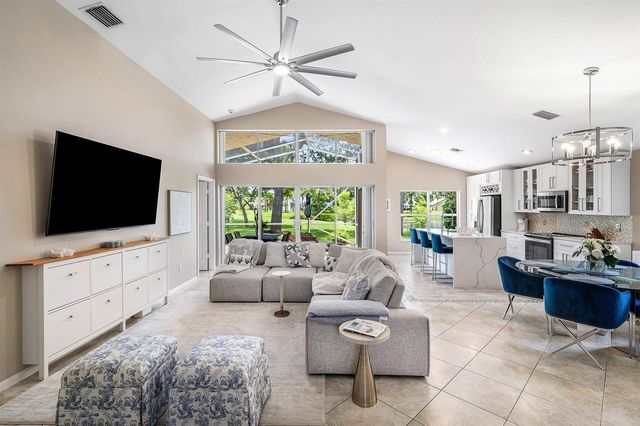 7635 Doubleton Drive, Delray Beach, FL 33446