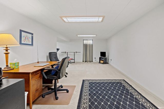 2033 Old Oak Drive, West Lafayette, IN 47906