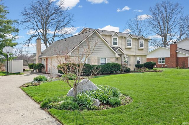 2033 Old Oak Drive, West Lafayette, IN 47906