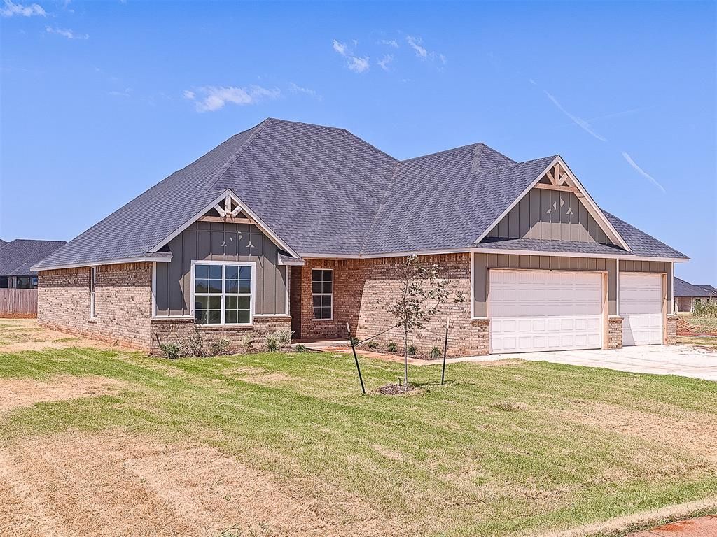 25304 Scarlett Street, Cashion, OK 73016
