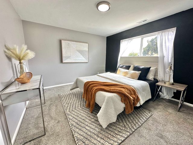 2984 Walnut Avenue, Grand Junction, CO 81504